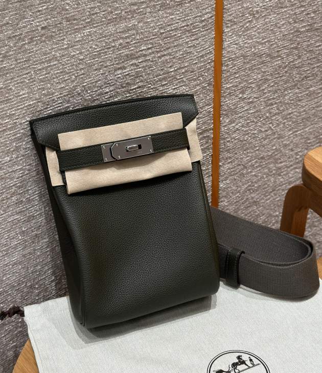 Picture of Hermes Handbags _SKUfw241228435fw